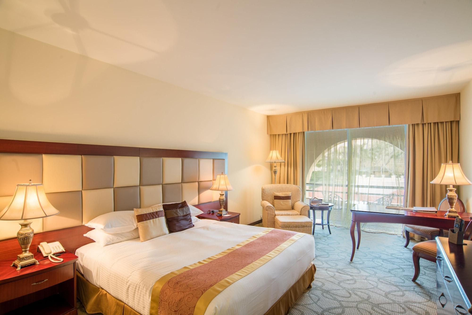 Grand Excelsior